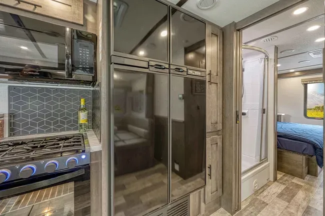 Mighty Class A (MA) 30-34ft – RVs, photo 13