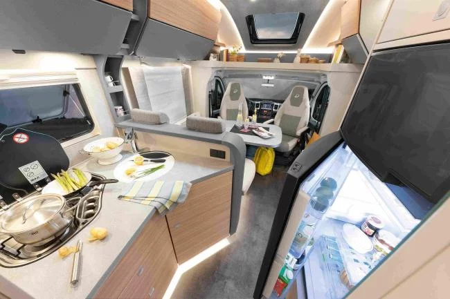 Comfort Plus (manual) – Motorhomes, photo 3