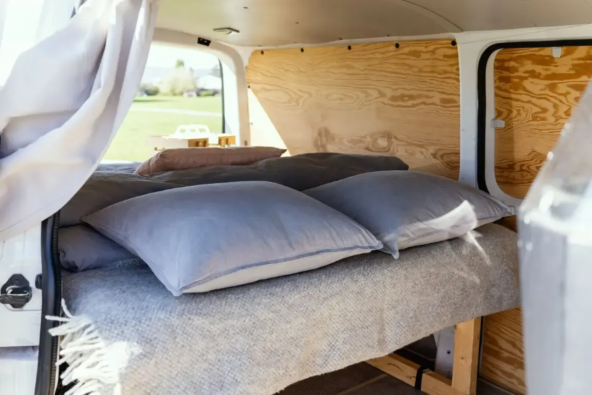 VW Transporter (automatic) – Campervans, photo 5