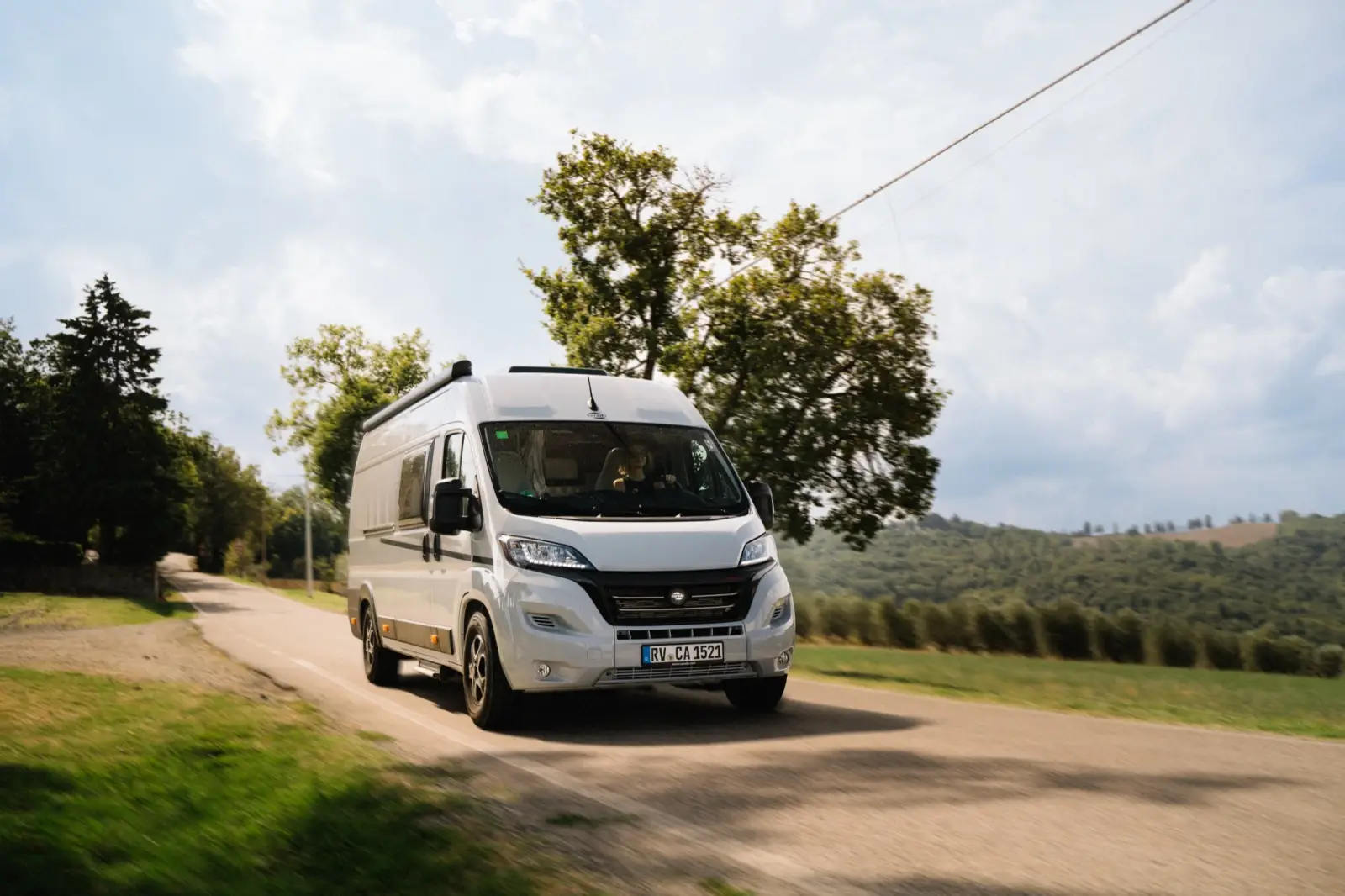 Motorhome Van 4x4 (manual) – Motorhomes