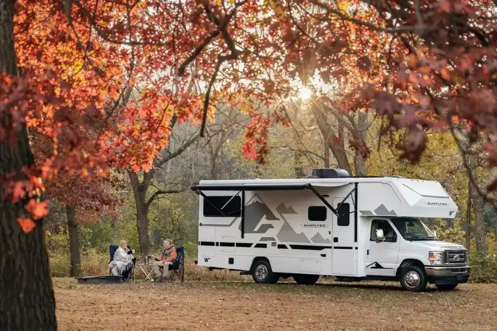 Winnebago Sunflyer 24GG – RVs