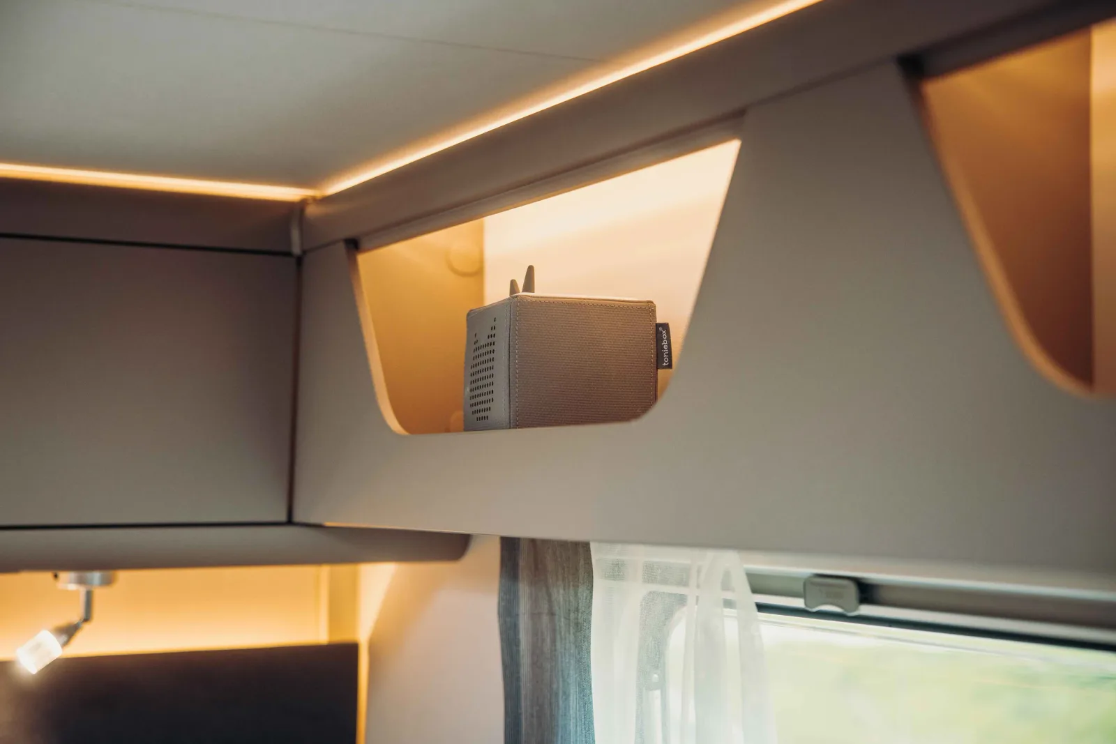 Camper Luxury 4 (cambio automatico) – Autocaravan, foto 6