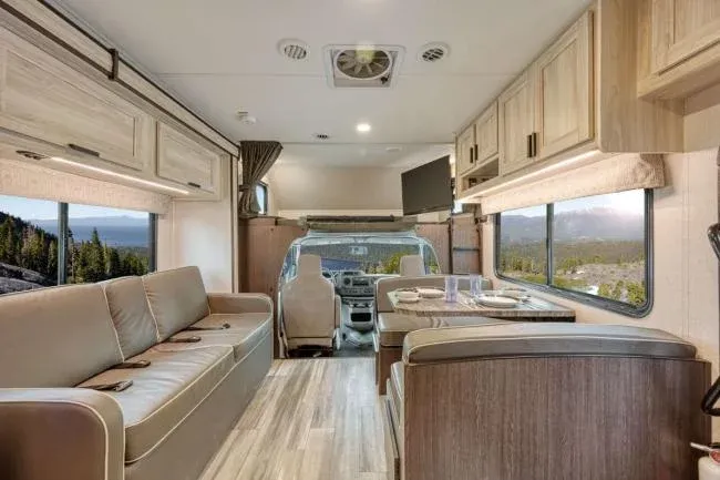 El Monte RV Class C Family Sleeper (FS) 30-32ft – RVs, photo 10