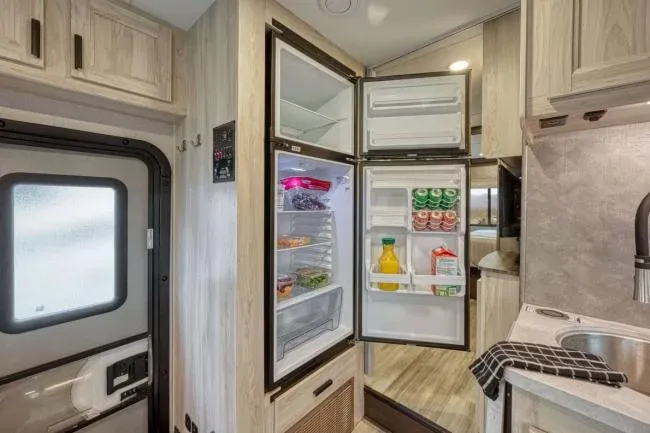 El Monte RV Class C Family Sleeper (FS) 30-32ft – RVs, photo 7