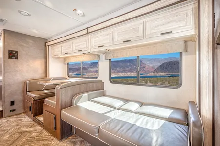 El Monte RV Class C Family Sleeper (FS) 30-32ft – RVs, photo 3