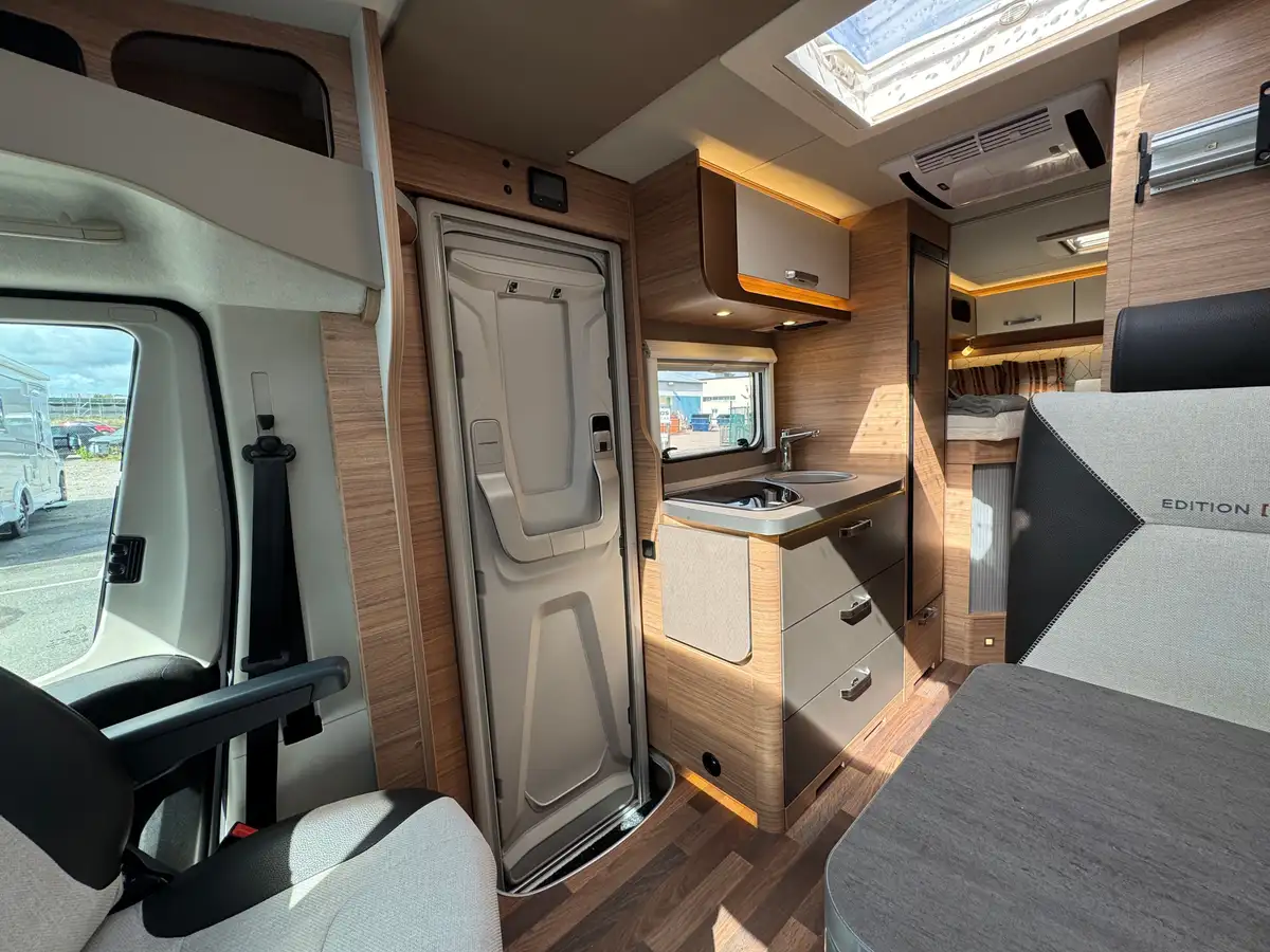 Weinsberg 600 MEG Pepper "Saturn" – Autocaravan, foto 8